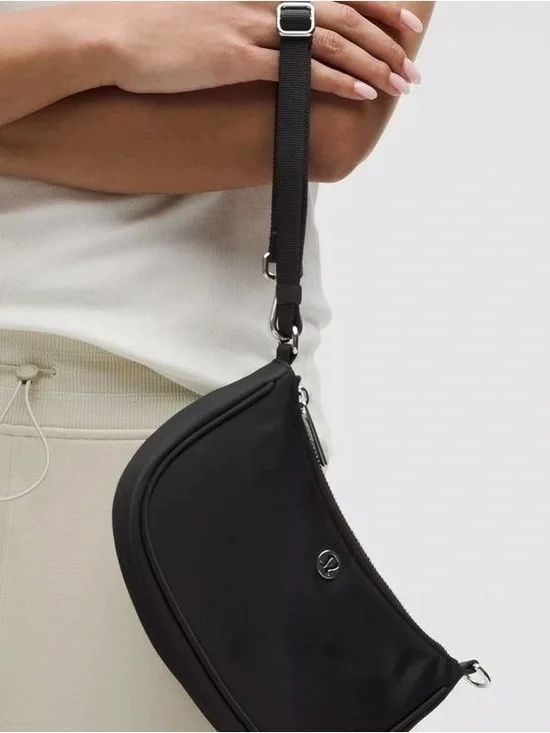 lululemon athletica Crescent Shoulder Bag with Silver Hardware - Picture 2 of 4